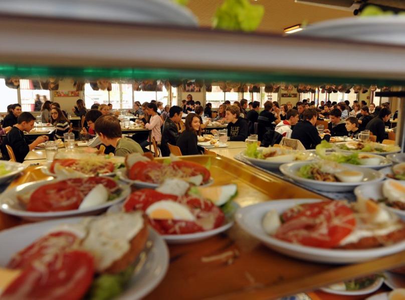cantine bio 3 en salle